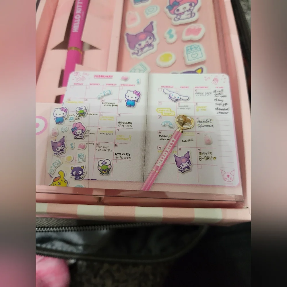New In Box Hello kitty decorative Personalized calendar planner Notebook